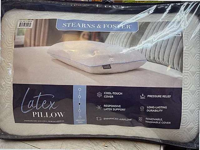 LATEX PILLOW STEARNS & FOSTER STANDARD SIZE 24" x 16" MEDIUM FEEL NEW
