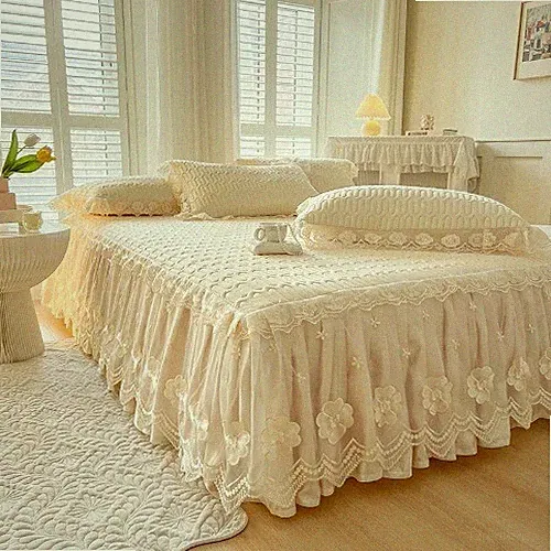 Latex Summer Bedspread on the Bed, Lace Bed Skirt, Double Bed Cover